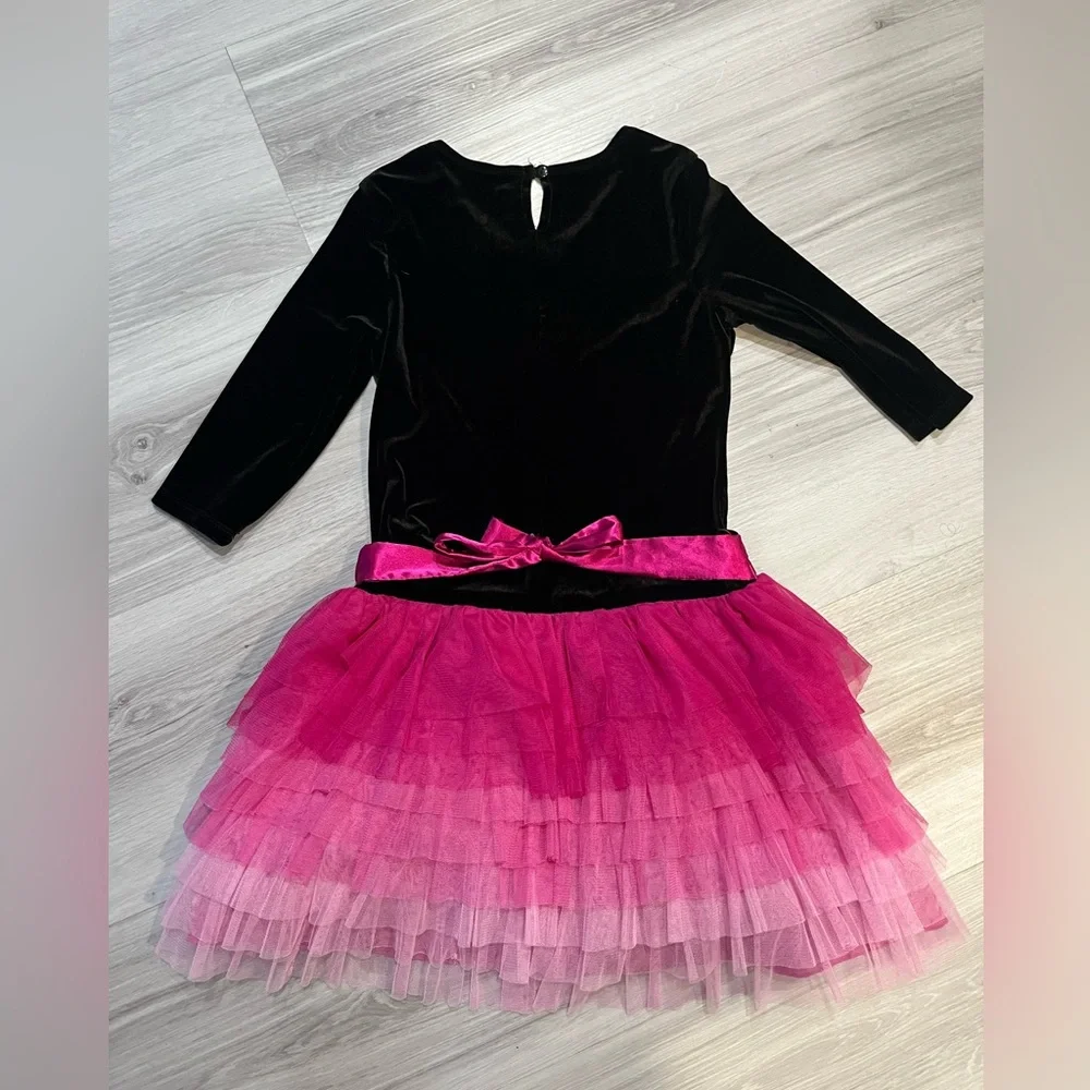 Jona‎ Michelle Black and Pink Dance Costume